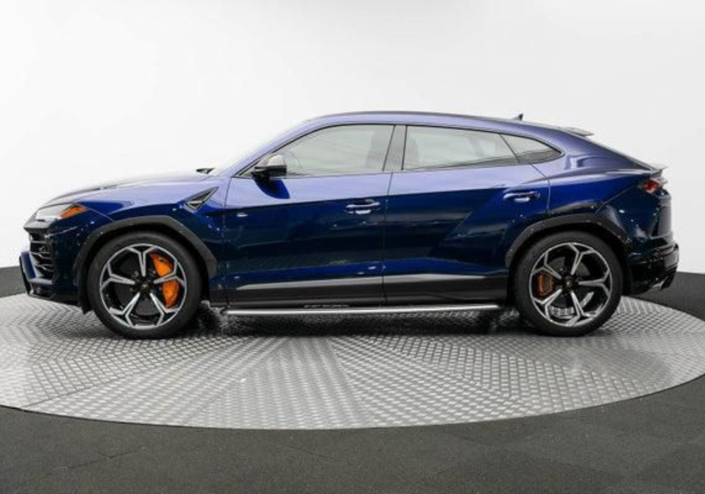 Lamborghini Urus | Ivan Exotics Car Rentals