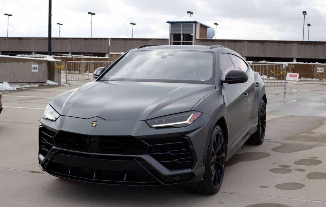 Lamborghini Urus | Ivan Exotics Car Rentals