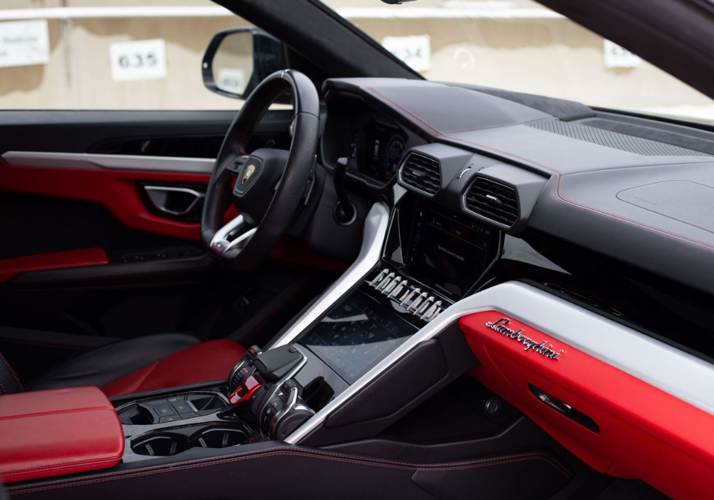 Lamborghini Urus | Ivan Exotics Car Rentals