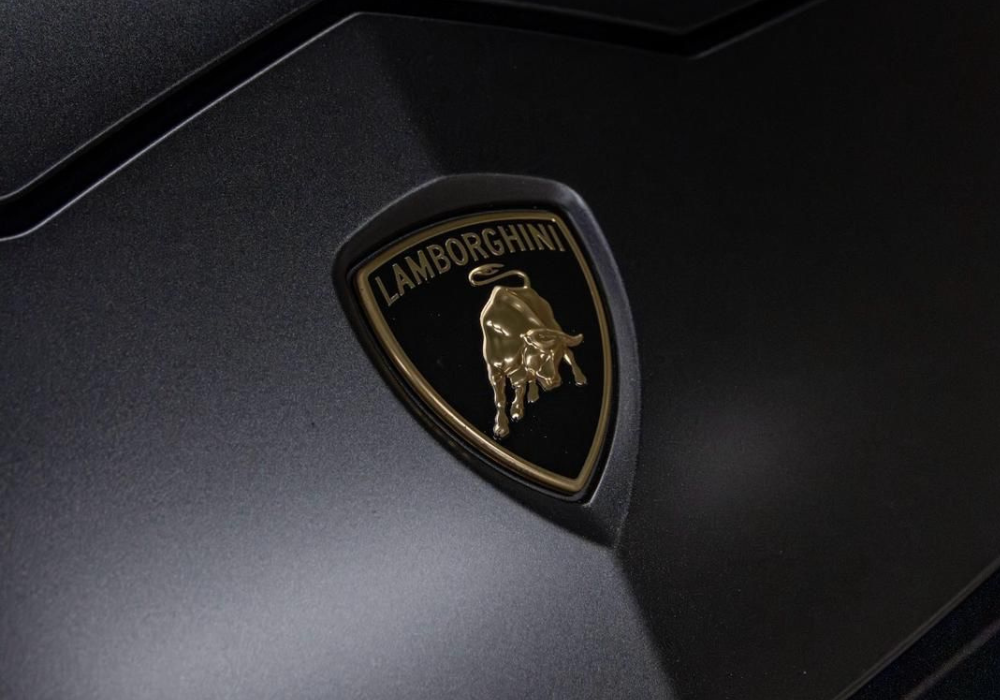 Lamborghini Urus | Ivan Exotics Car Rentals