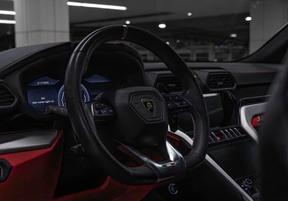 Lamborghini Urus | Ivan Exotics Car Rentals
