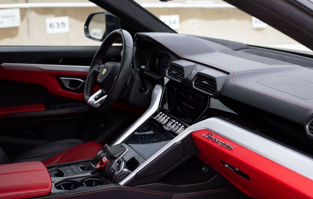 Lamborghini Urus | Ivan Exotics Car Rentals