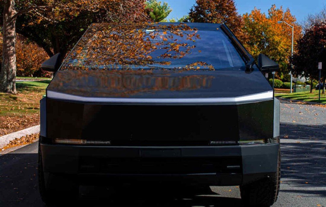 Tesla Cybertruck Black | Ivan Exotics Car Rentals