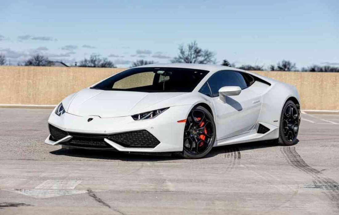 Lamborghini Huracan Coupe | Ivan Exotics Car Rentals