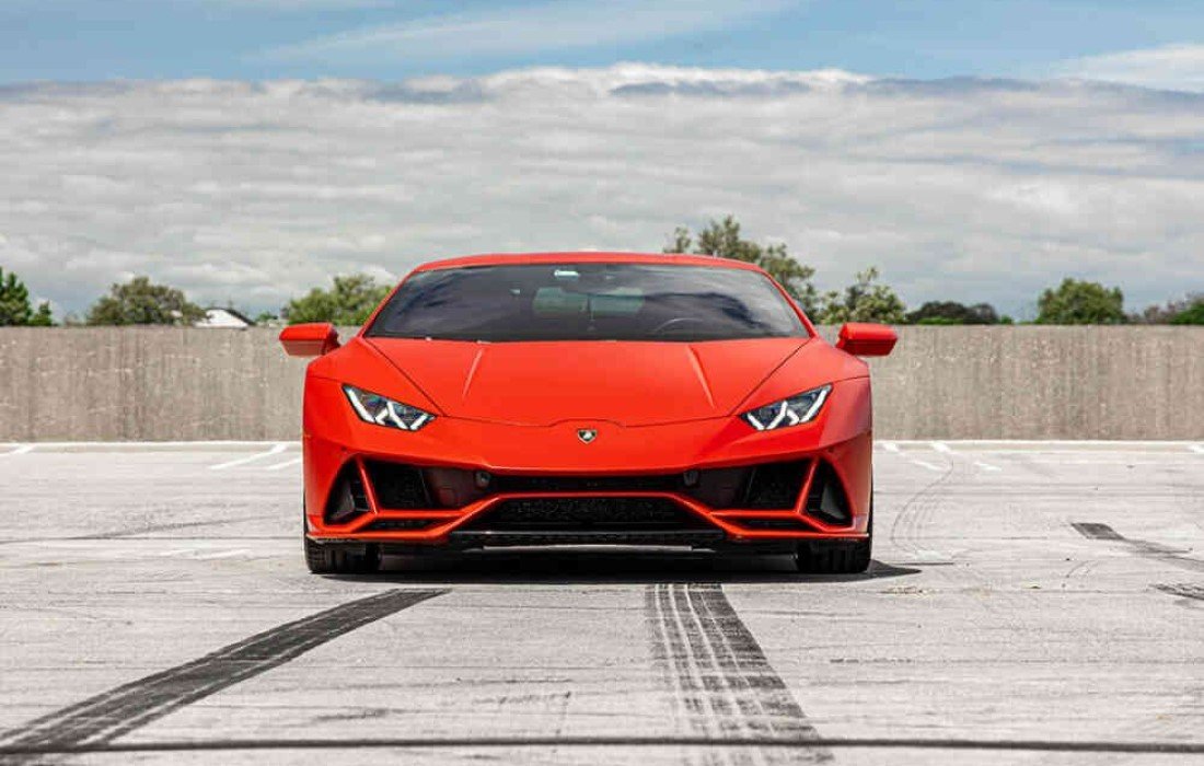 Lamborghini Huracan Evo Coupe | Ivan Exotics Car Rentals